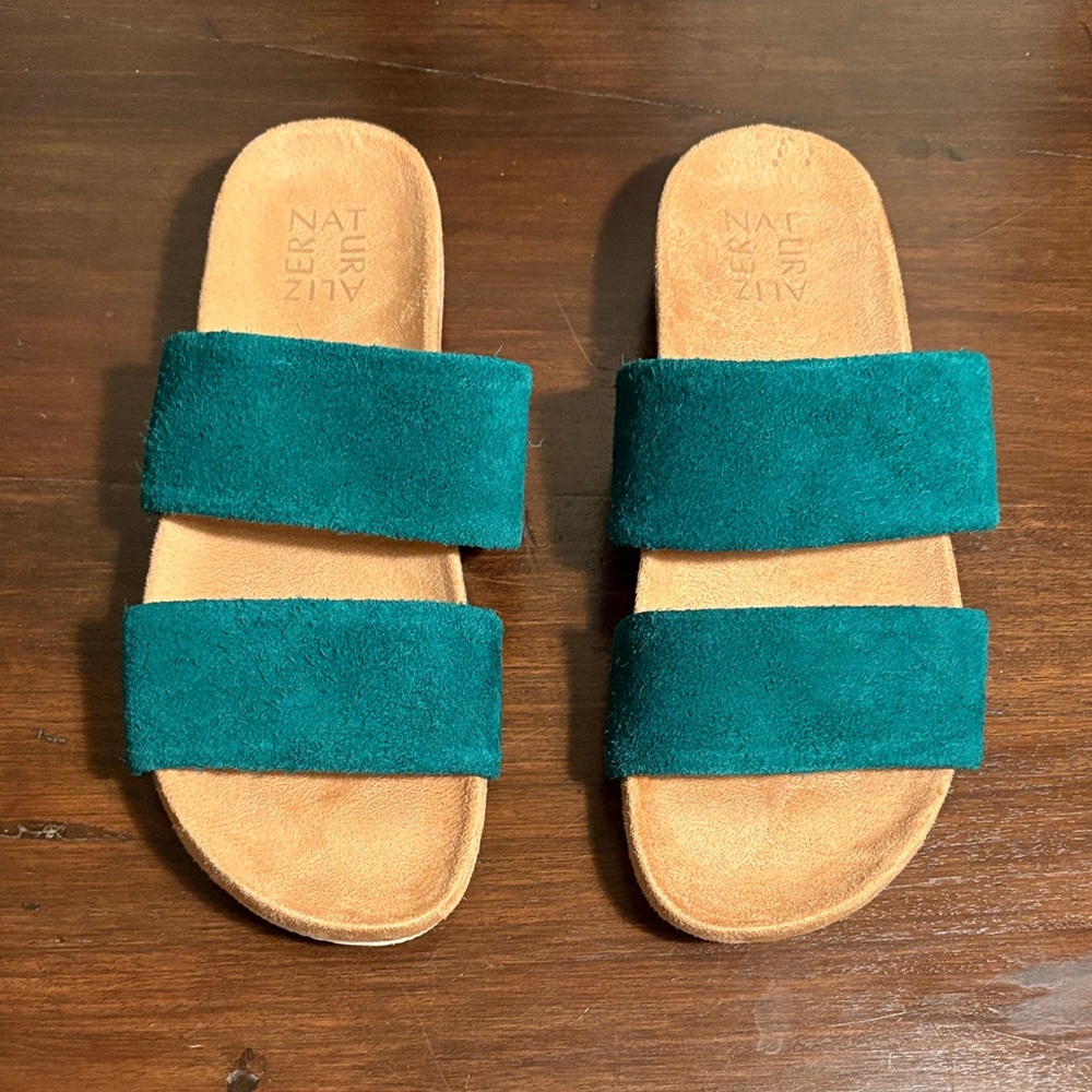 Naturalizer Women’s Amabella Tropic Green Double-Strap Slide Sandals